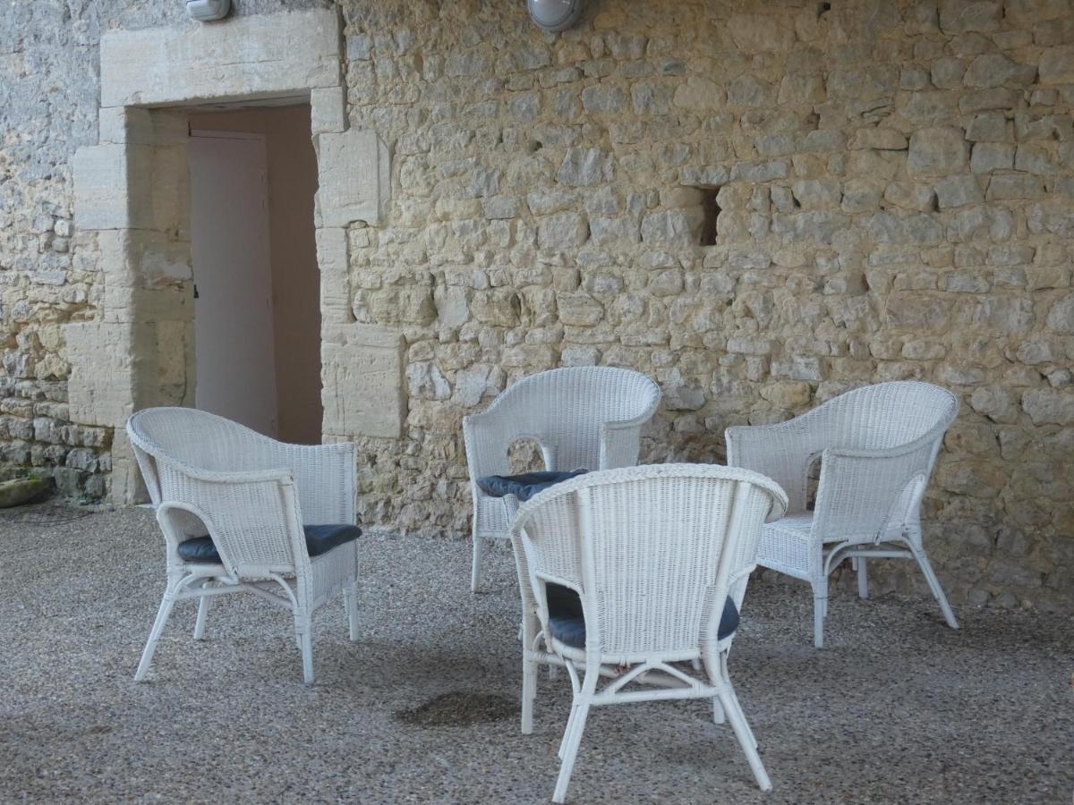 Hotel Restaurant Le Clos De L 'Ancien Pressoir Commes Екстер'єр фото